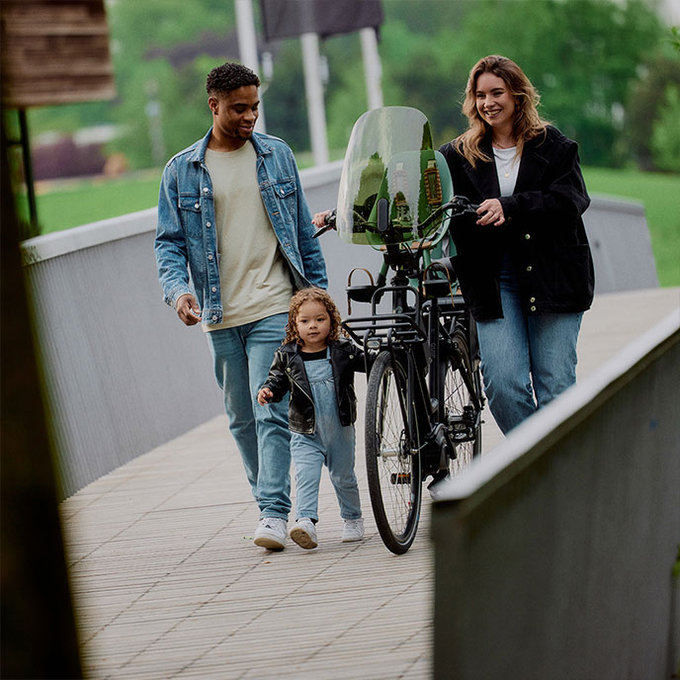 Sprednje zaščitno steklo z UV filtrom