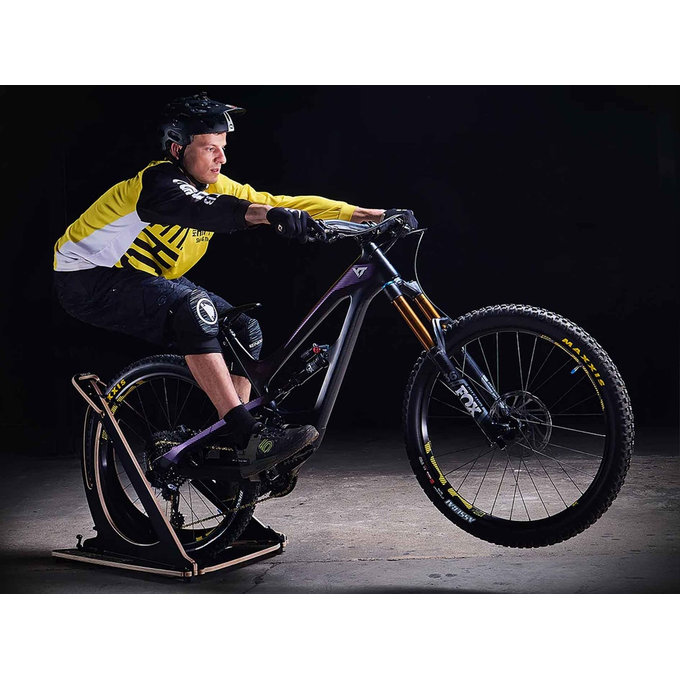 Trenažer ravnotežja