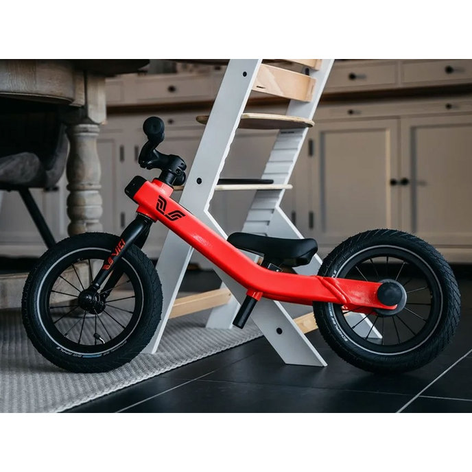 3-v-1 poganjalec/kolo za otroke od 1 do 5 let