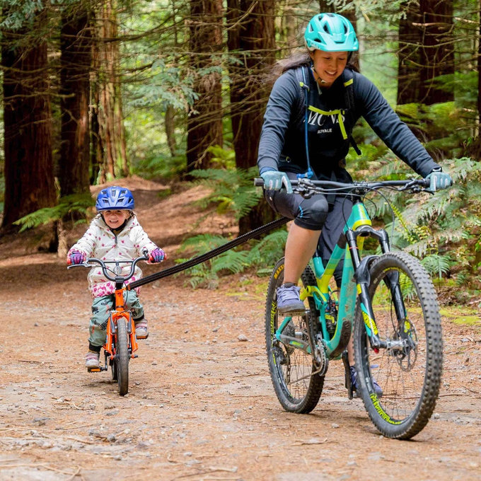 Vrv za vleko kolesa črna