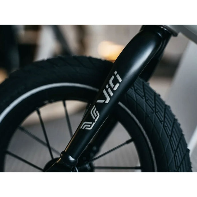 3-v-1 poganjalec/kolo za otroke od 1 do 5 let