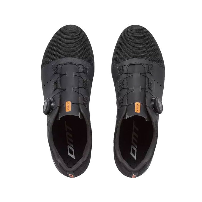 Kolesarski MTB čevlji z BOA sistemom DMT KM4 2025