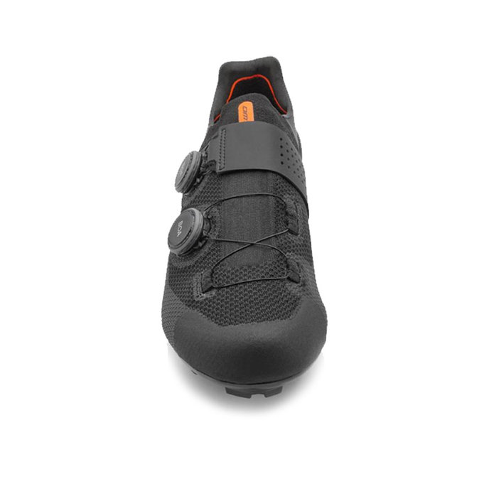 Čevlji za gorsko kolo s karbonskim podplatom in sistemom BOA DMT MH10