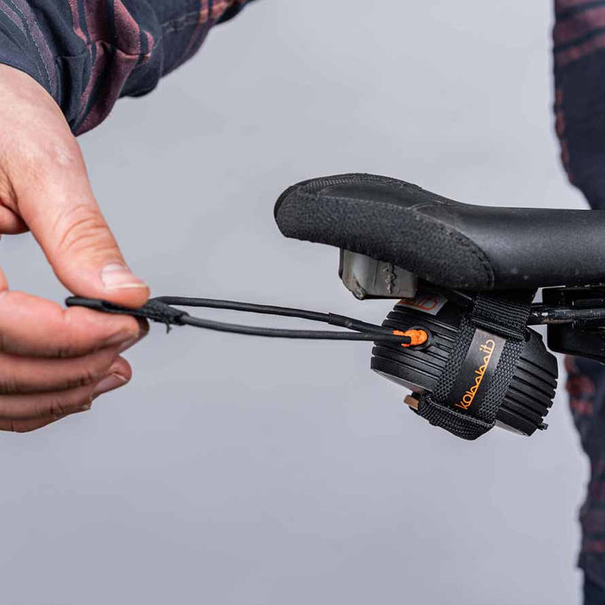 Samonavijalna vrv za vleko kolesa