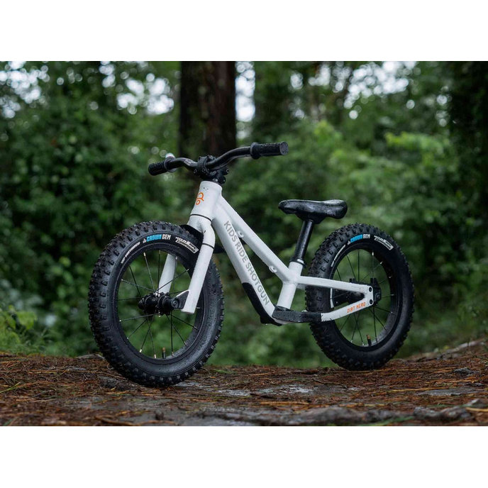 Otroški poganjalec Dirt Hero