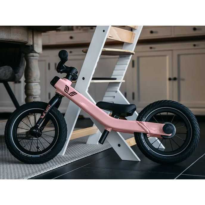 3-v-1 poganjalec/kolo za otroke od 1 do 5 let