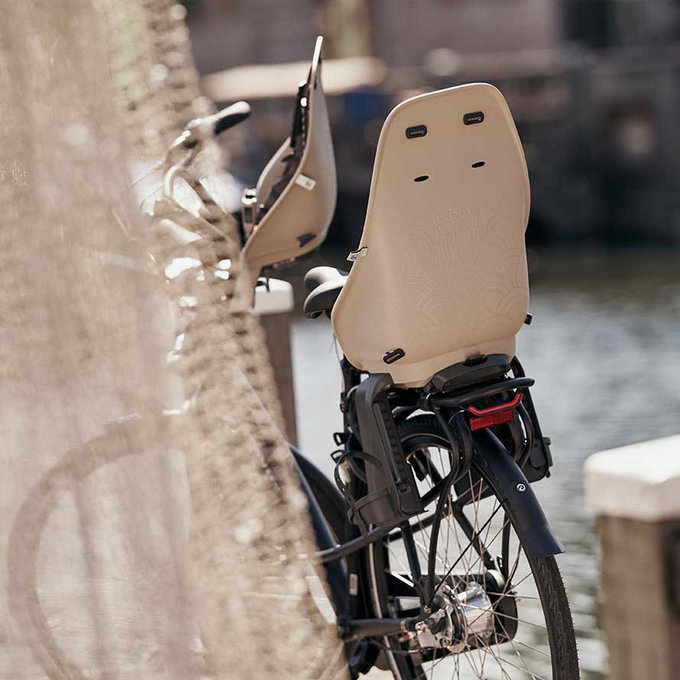Zadnji kolesarski sedež Ta-ke z adapterjem in nosilcem okvirja SET