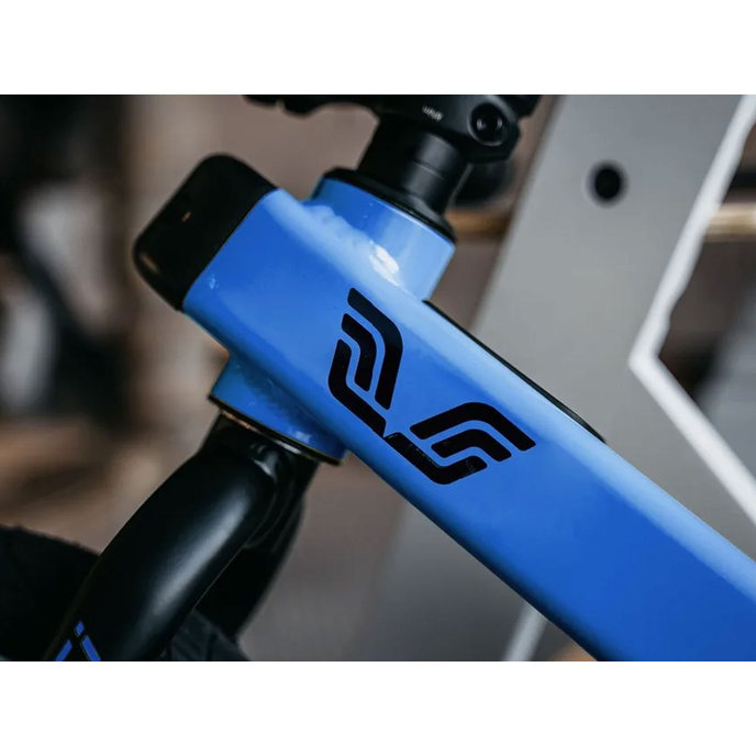 3-v-1 poganjalec/kolo za otroke od 1 do 5 let