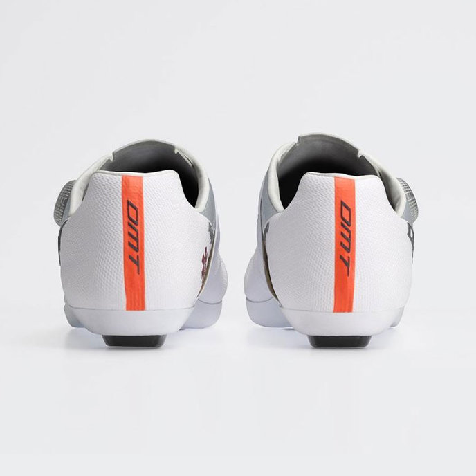 Cestni kolesarski čevlji DMT KR0 EVO s karbonskim podplatom