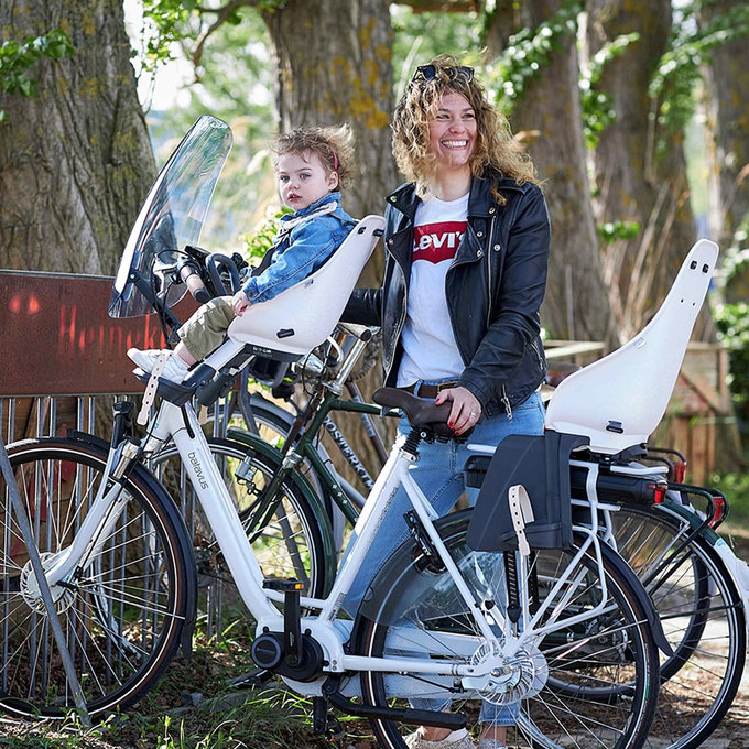 Sprednji kolesarski sedež z adapterjem