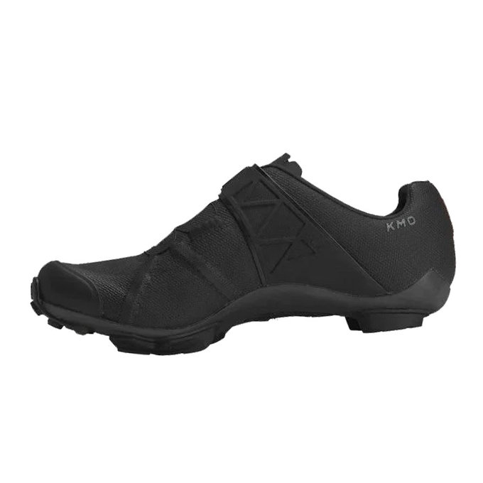 Kolesarski čevlji za MTB in gramoz s karbonskim podplatom DMT KM0 EVO