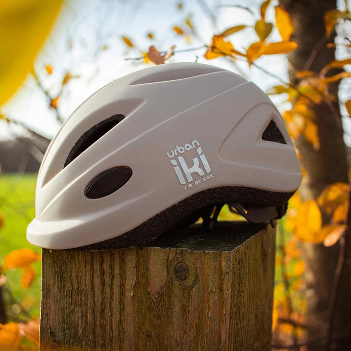 Mini Inaho Beige Čelada