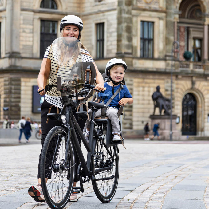 Sprednje zaščitno steklo z UV filtrom