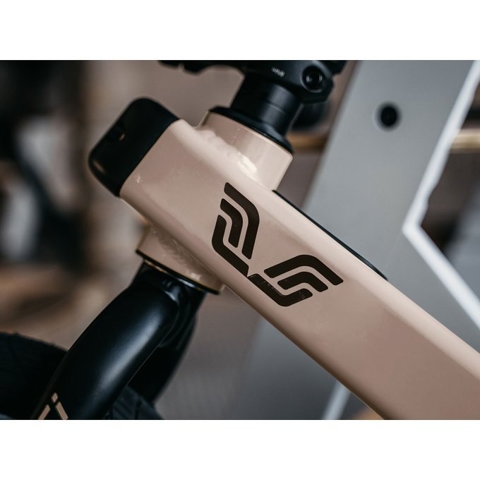 3-v-1 poganjalec/kolo za otroke od 1 do 5 let