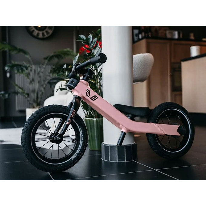 3-v-1 poganjalec/kolo za otroke od 1 do 5 let