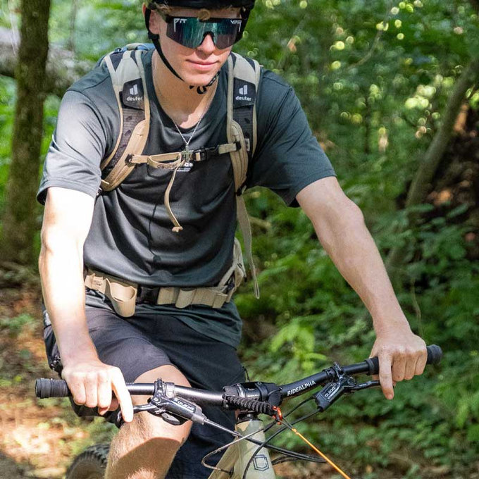 Priključek za elastično vrv Bungee