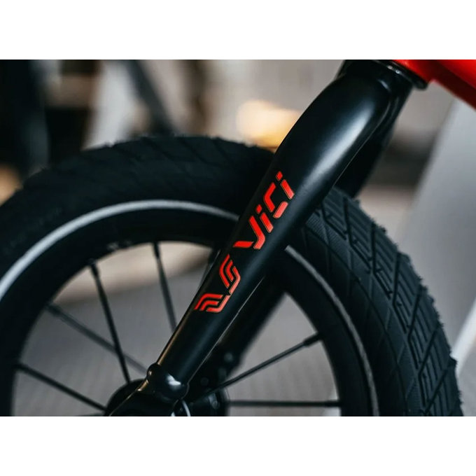 3-v-1 poganjalec/kolo za otroke od 1 do 5 let