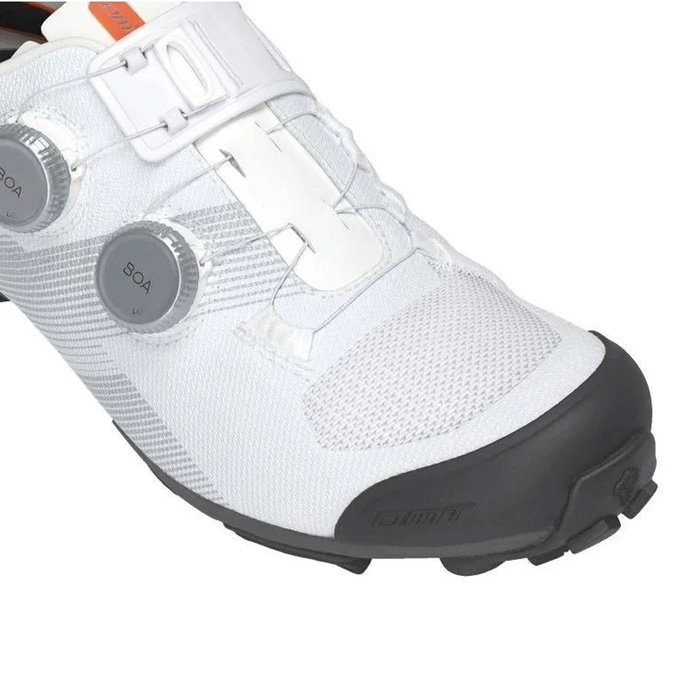 Kolesarski čevlji za MTB in gramoz s karbonskim podplatom DMT KM0 EVO