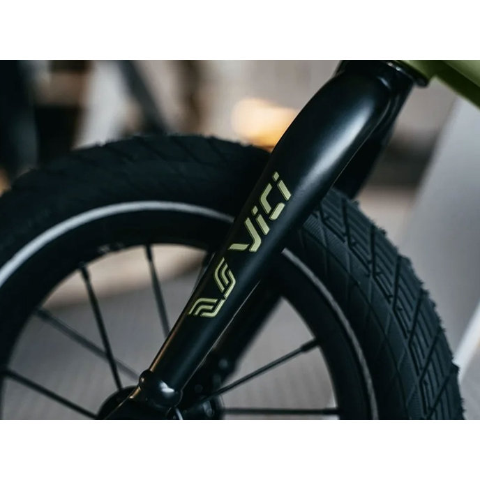 3-v-1 poganjalec/kolo za otroke od 1 do 5 let