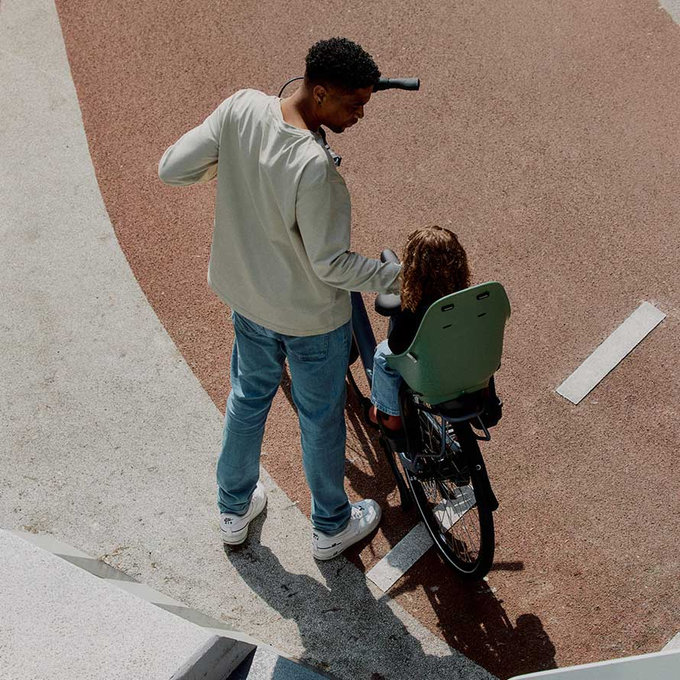 Zadnji sedež Ta-ke z adapterjem za nosilec za kolesa