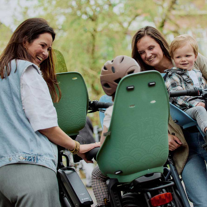 Zadnji sedež Ta-ke z adapterjem za nosilec za kolesa