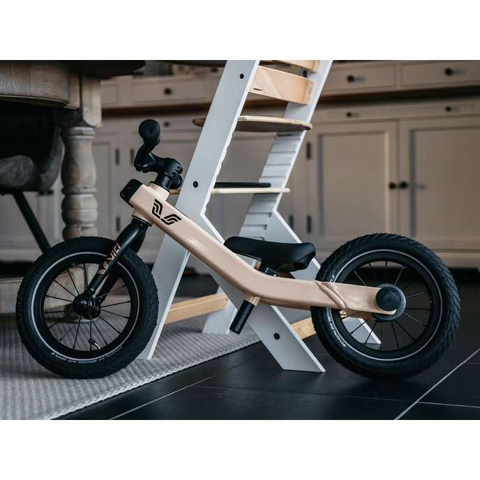 3-v-1 poganjalec/kolo za otroke od 1 do 5 let