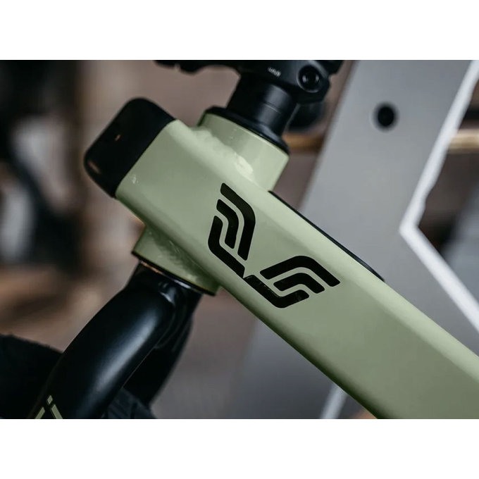 3-v-1 poganjalec/kolo za otroke od 1 do 5 let