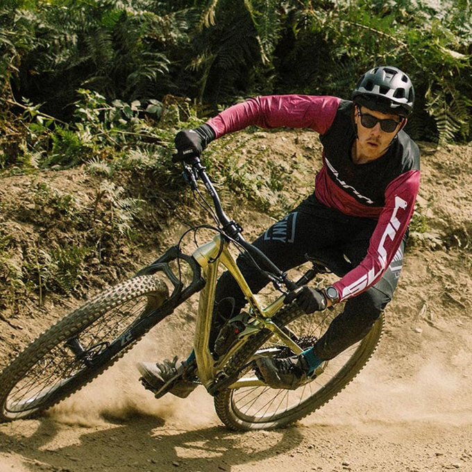 Kolesarski dres KERN