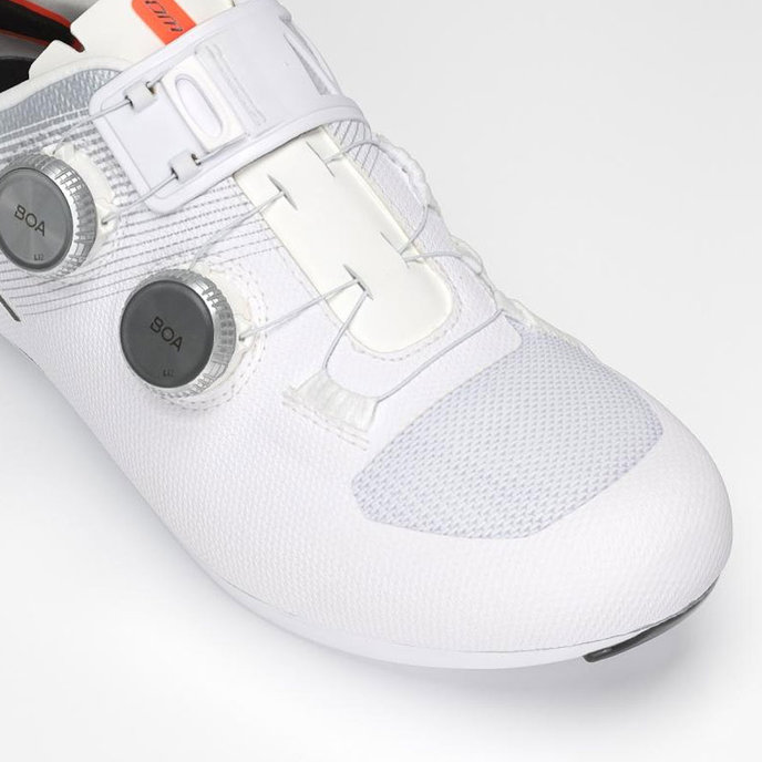 Cestni kolesarski čevlji DMT KR0 EVO s karbonskim podplatom