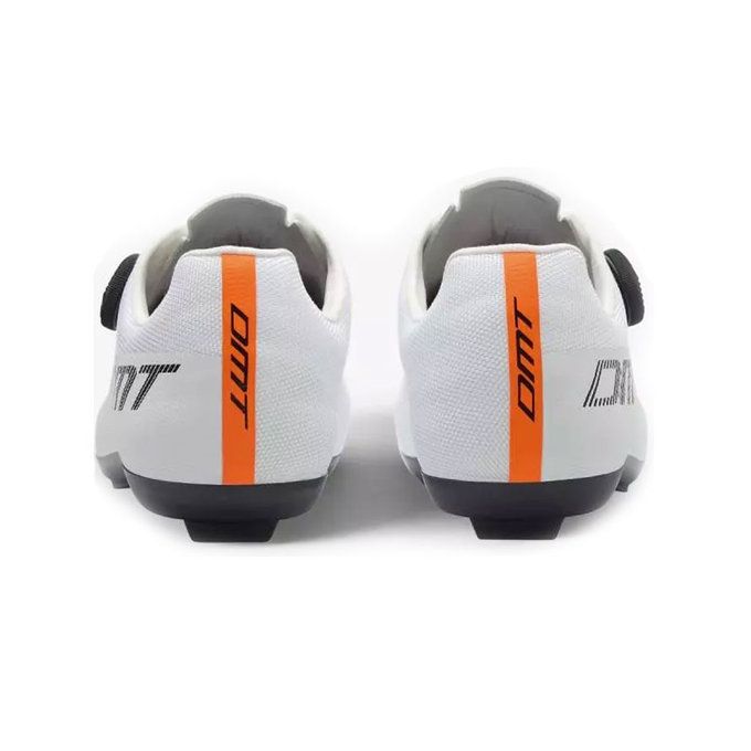 Cestni kolesarski čevlji s sistemom BOA DMT KR4 model 25