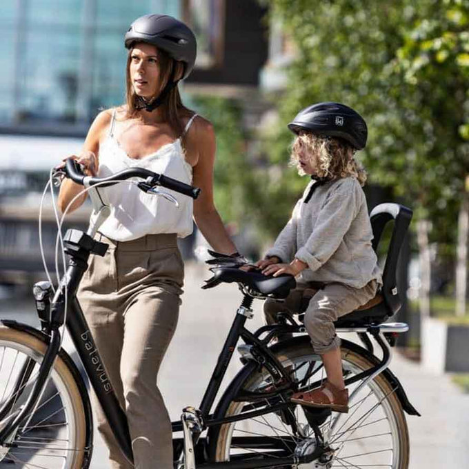 JUNIOR zadnji sedež z adapterjem za nosilec