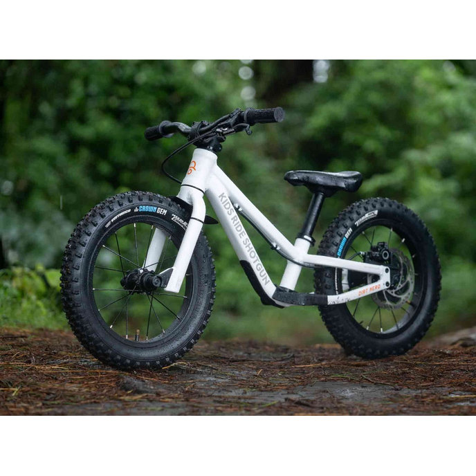 Otroški poganjalec Dirt Hero