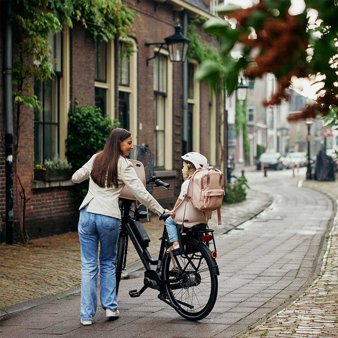 Zadnji sedež Ta-ke z adapterjem za nosilec za kolesa